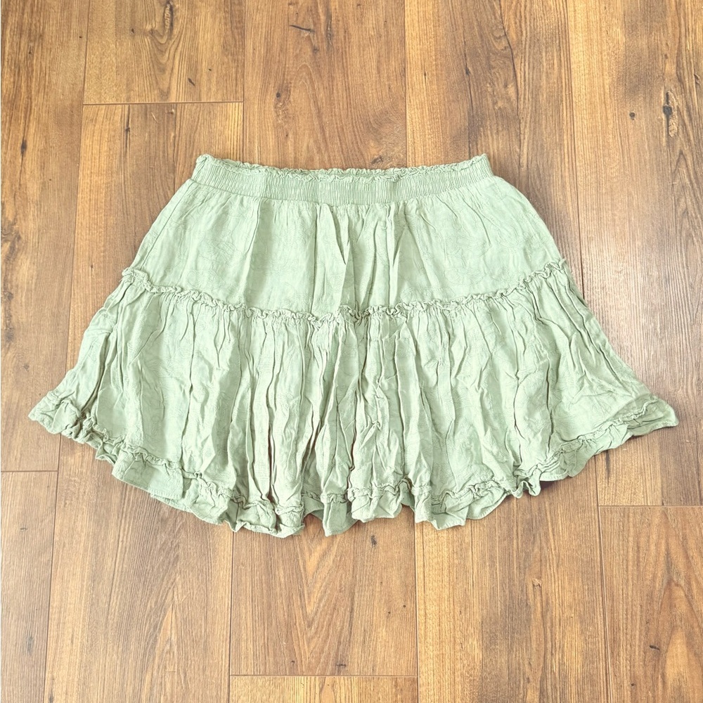 Shore Women’s Tiered Ruffle Skirt Green, Embroidered Floral Pattern Size L